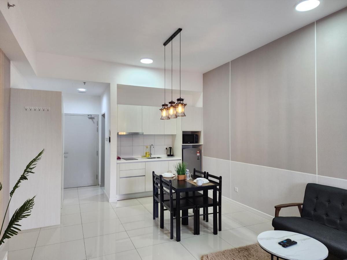 Chambers Residences Suites Klcc Куала Лумпур Екстериор снимка