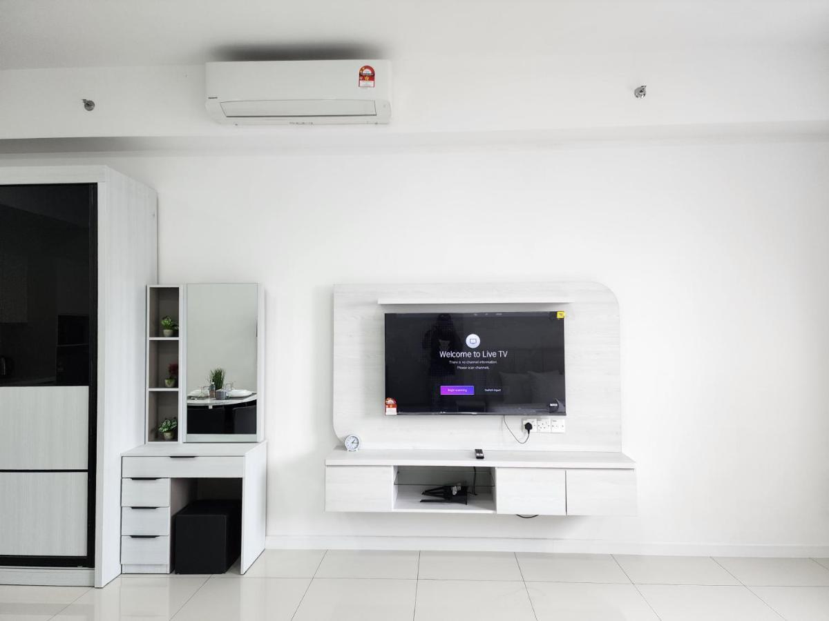 Chambers Residences Suites Klcc Куала Лумпур Екстериор снимка