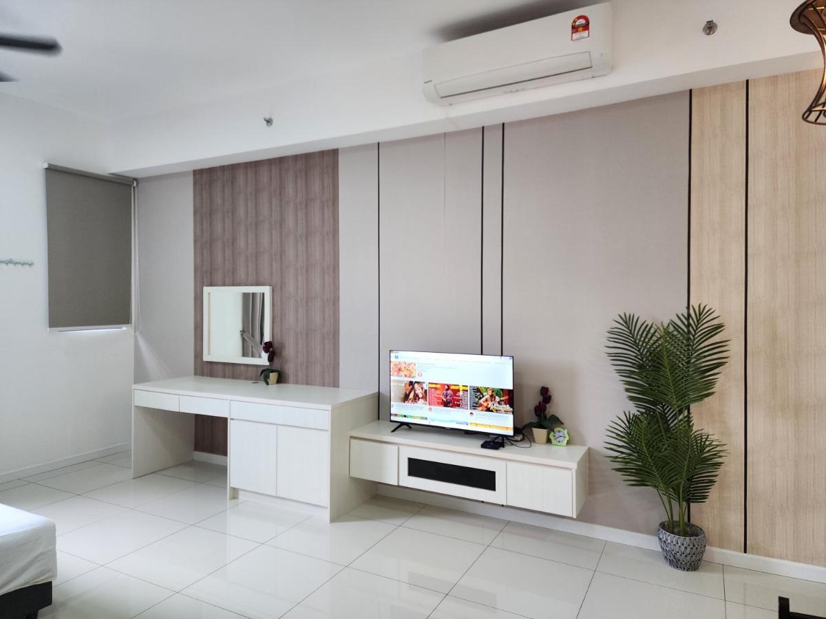 Chambers Residences Suites Klcc Куала Лумпур Екстериор снимка