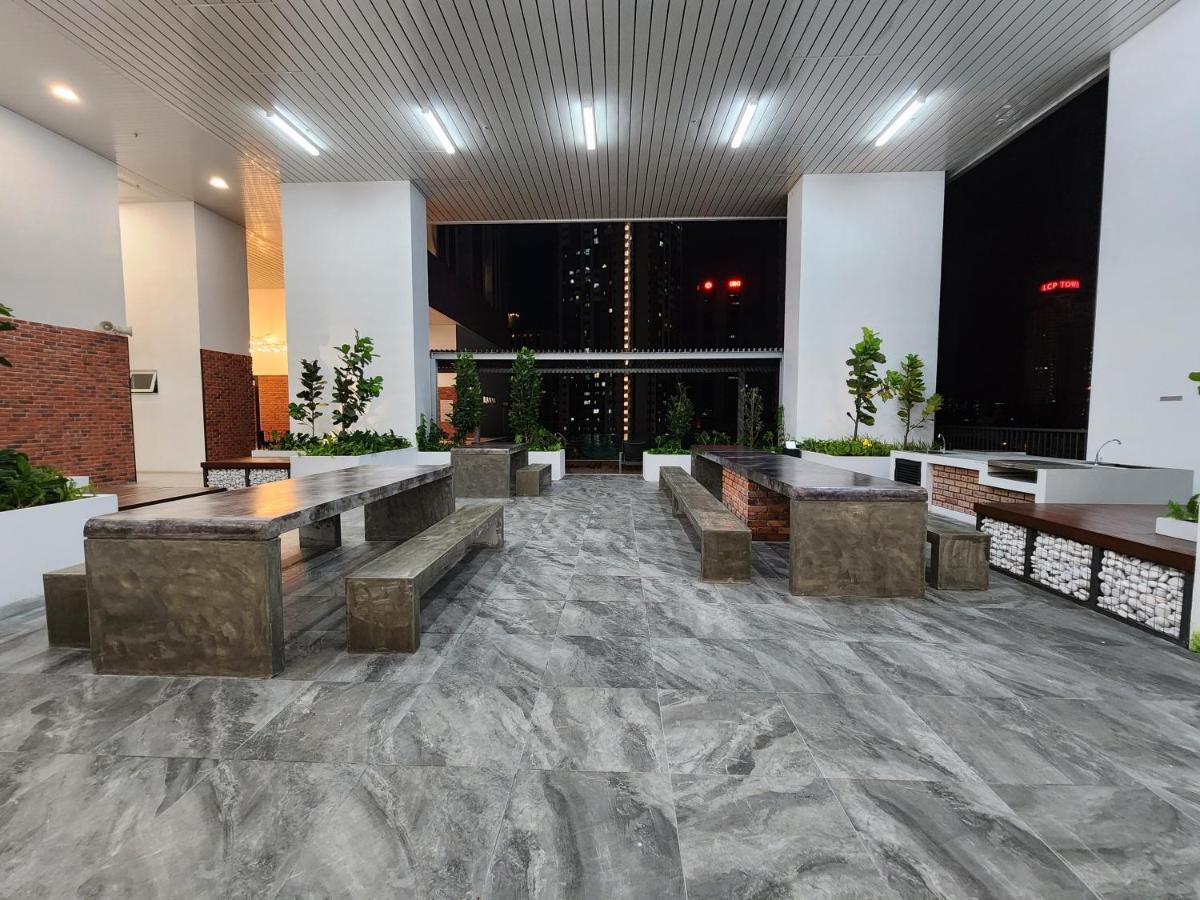 Chambers Residences Suites Klcc Куала Лумпур Екстериор снимка