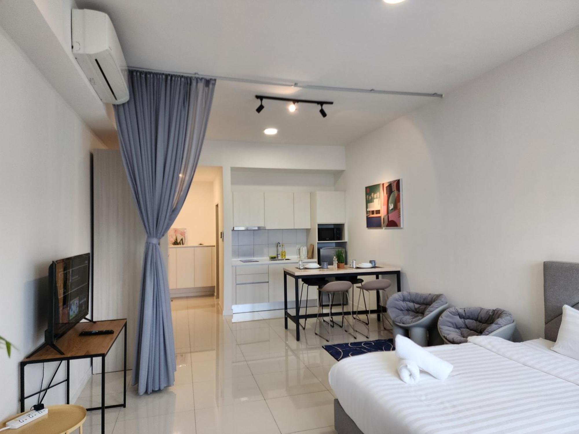 Chambers Residences Suites Klcc Куала Лумпур Екстериор снимка